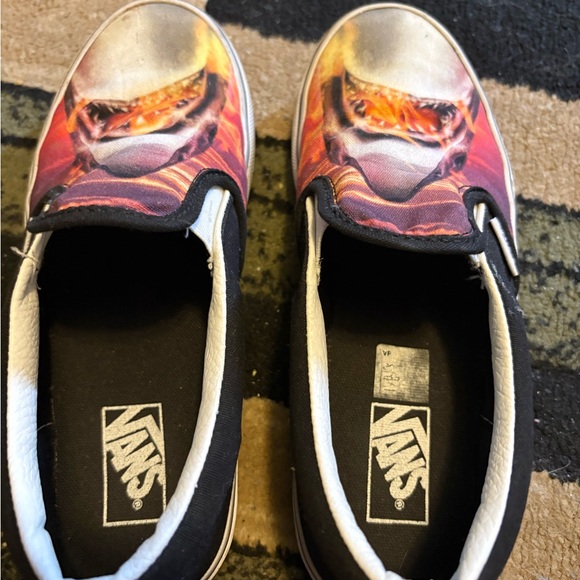 Vans Kids Slip-On Sneakers - Vibrant Tiger Print - Picture 1 of 2